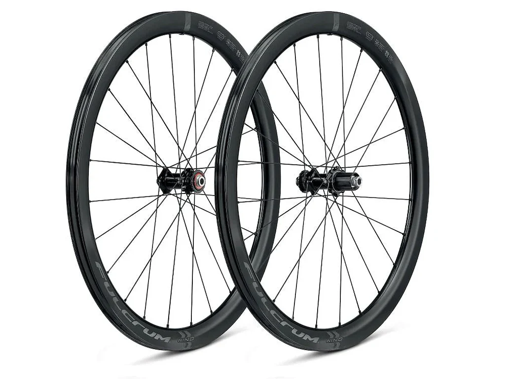 Fulcrum Wind 42 Road Disc hjulsæt Carbon 700c 42mm fælg og Sram XDR body