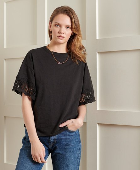 Superdry Crafted Folk T-shirt med blondedesign