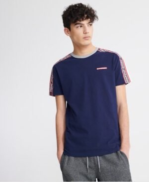 Superdry Klassisk Trophy T-shirt med blokfarvede kanter