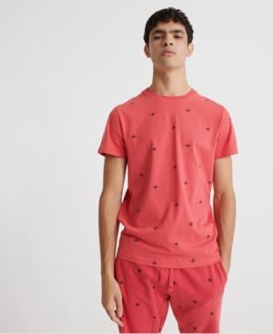 Superdry T-shirt med gennemgående print, fremstillet i økologisk bomuld