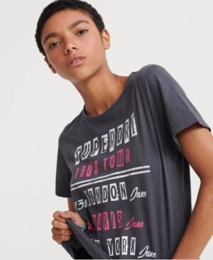Superdry Tour T-shirt i et firkantet snit