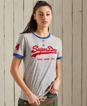Superdry Vintage Logo Varsity T-shirt med kontrastfarvede kanter Superdry Vintage Logo Varsity T-shirt med kontrastfarvede kanter