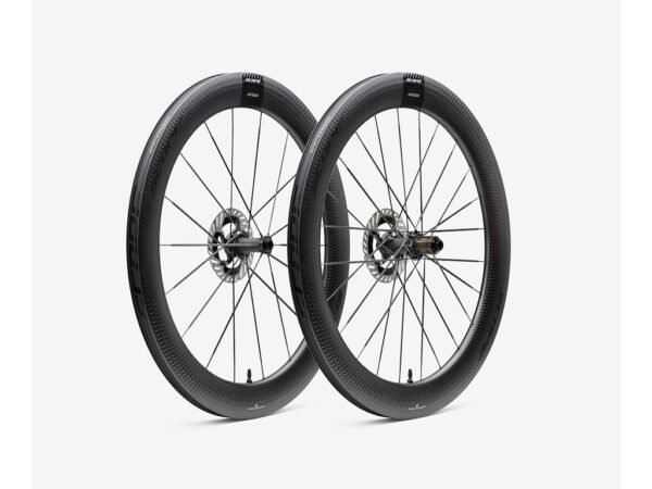 Scope Artech 6 Disc hjulsæt Carbon 700c 65mm fælg og Sram XDR body - Black decals - 2025