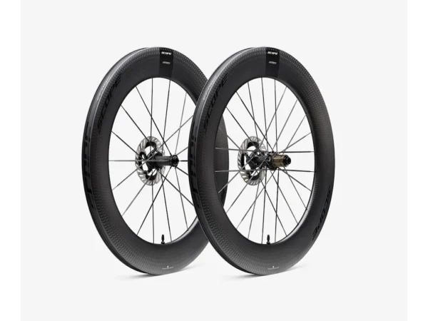 Scope Artech 8.T Disc hjulsæt Carbon 700c 85mm fælg og Shimano body - Black decals - 2025